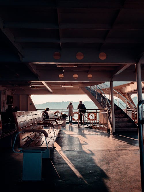 Pasajeros organizando una visita por libre a Pompeya desde un crucero